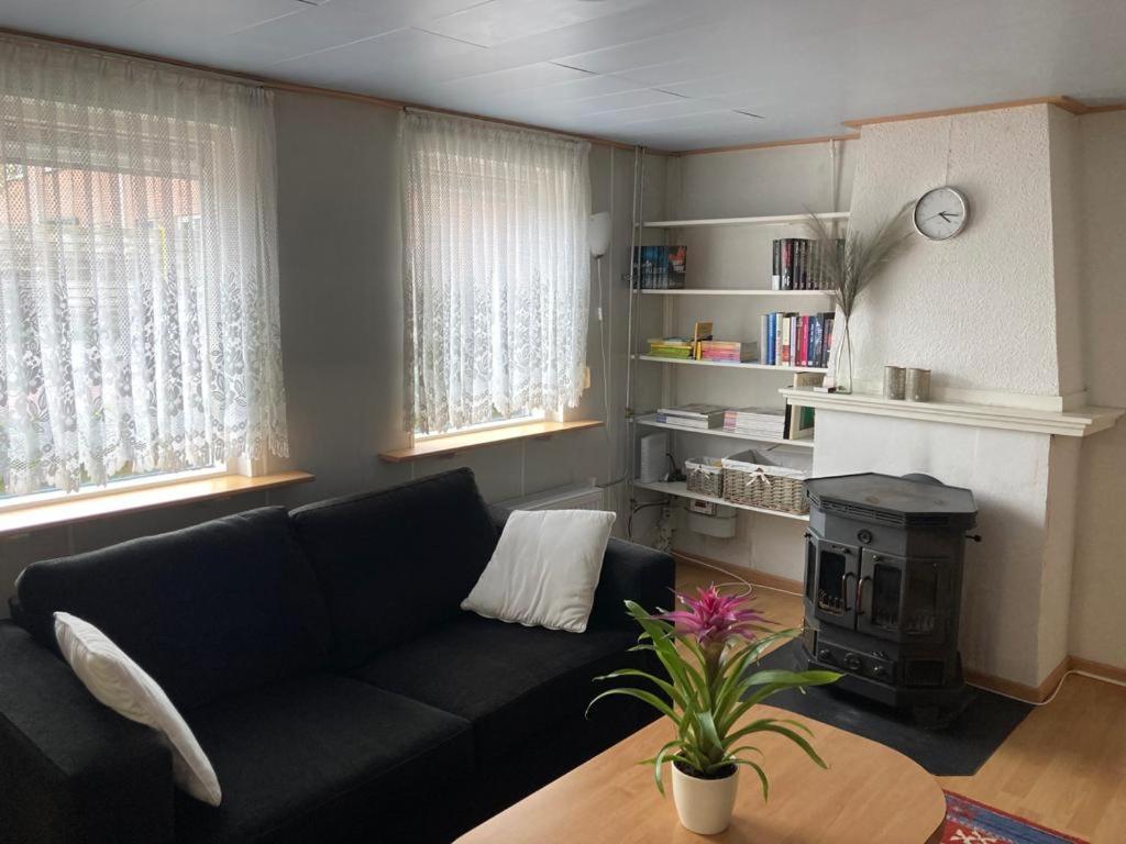 Villa Schwone Diekhuusje - Vakantiewoning Aan De Noordzeekust Schoondijke Exterior foto