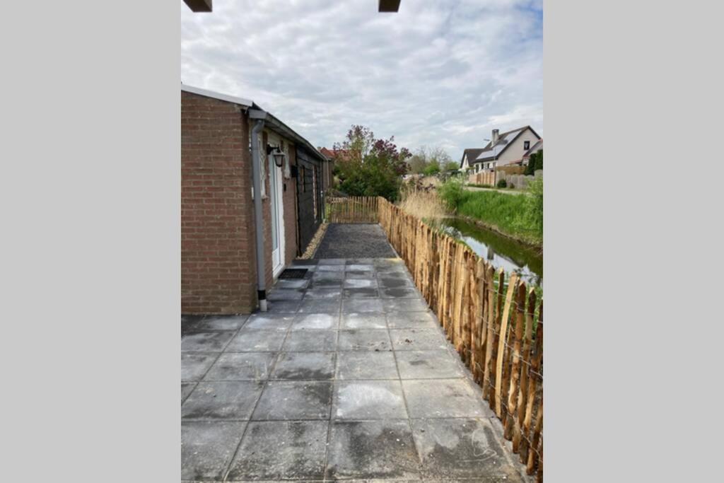 Villa Schwone Diekhuusje - Vakantiewoning Aan De Noordzeekust Schoondijke Exterior foto